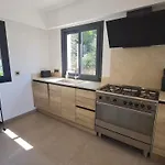 Villa Climatisée 6 Pièces Avec Piscine Privée, 5 Chambres, Domaine De La Nartelle - Fr-1-780-67
