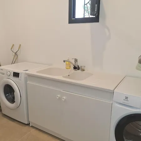 6 Pieces Climatisee Avec Piscine Privee A - Fr-1-780-67 Villa *