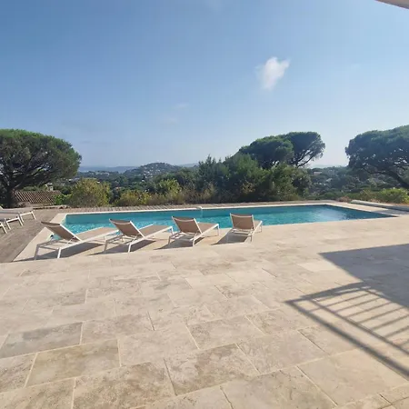 Villa Climatisée 6 Pièces Avec Piscine Privée, 5 Chambres, Domaine De La Nartelle - Fr-1-780-67 *