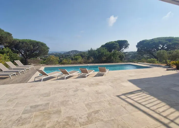 Villa Climatisée 6 Pièces Avec Piscine Privée, 5 Chambres, Domaine De La Nartelle - Fr-1-780-67 *