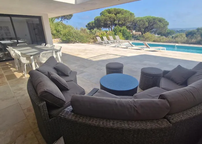 Villa 6 Pieces Climatisee Avec Piscine Privee A - Fr-1-780-67